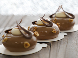 �決��ѵѧУ ѧ����Ʒ