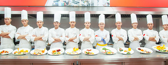 ����������⿼���ѧУ ���˴����Ӣ